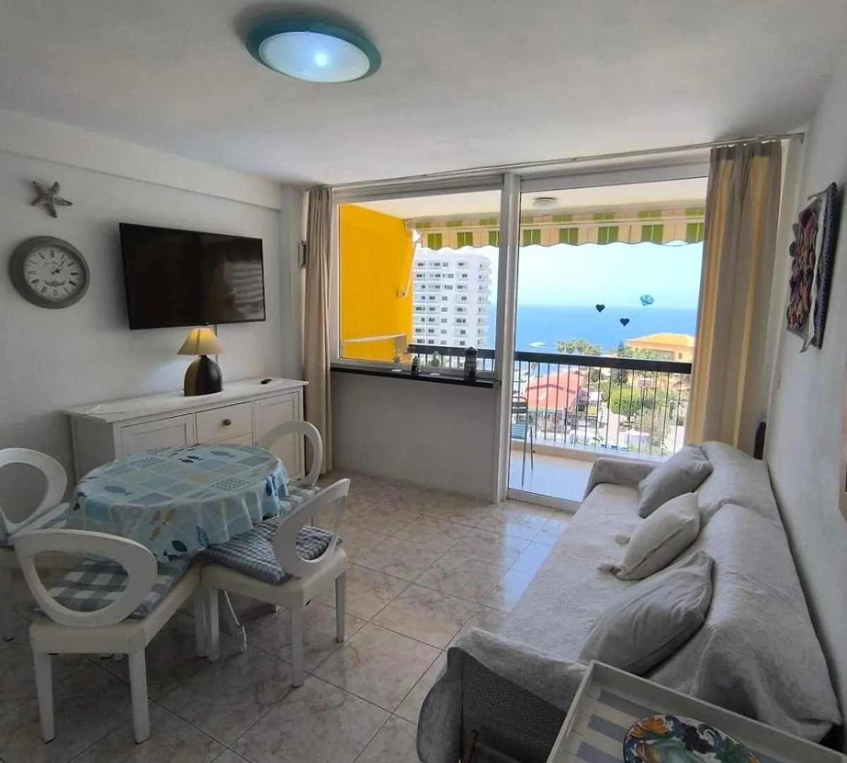 Apartments Las Americas Ocean View & Swimming Pool Playa Feñabe Espagne